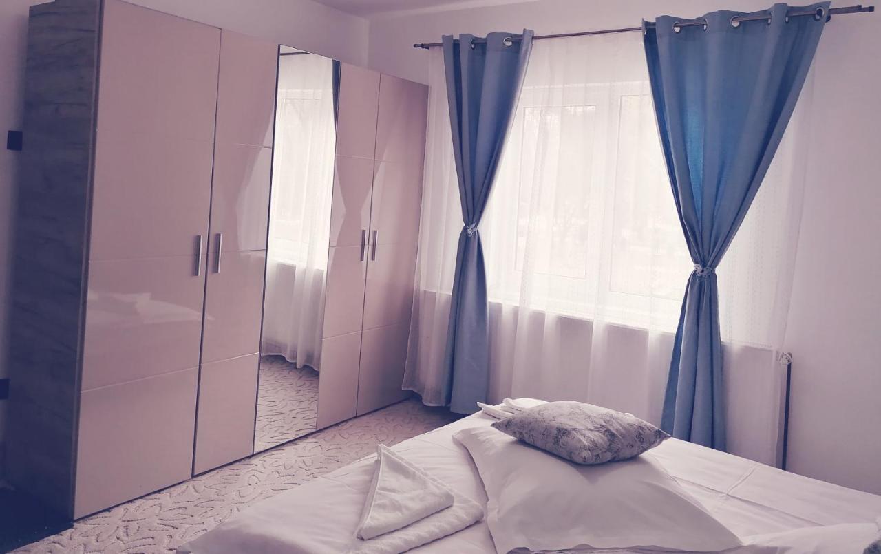 Voinescu House - Natural Living & Eating 시몬 외부 사진