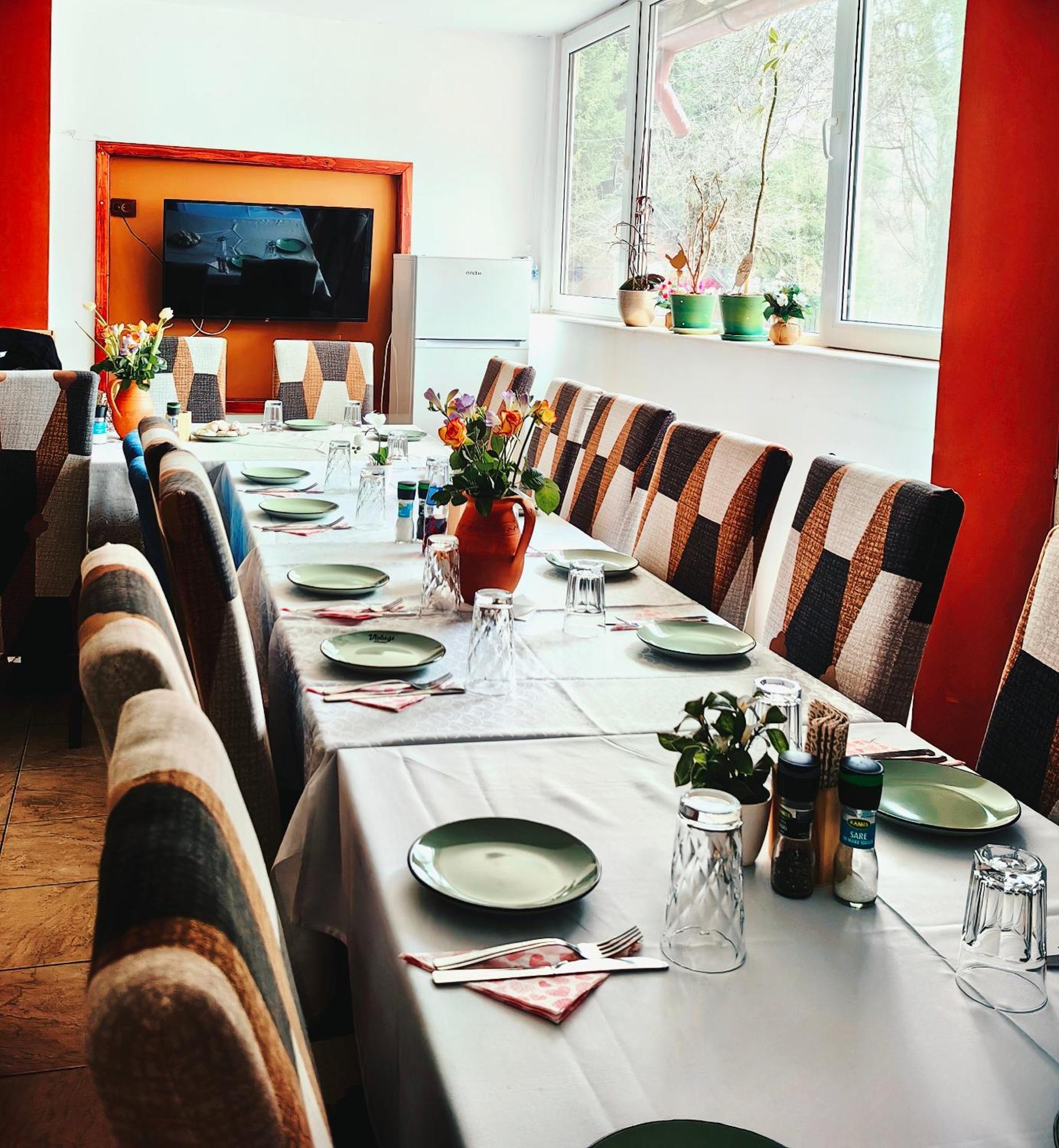 Voinescu House - Natural Living & Eating 시몬 외부 사진